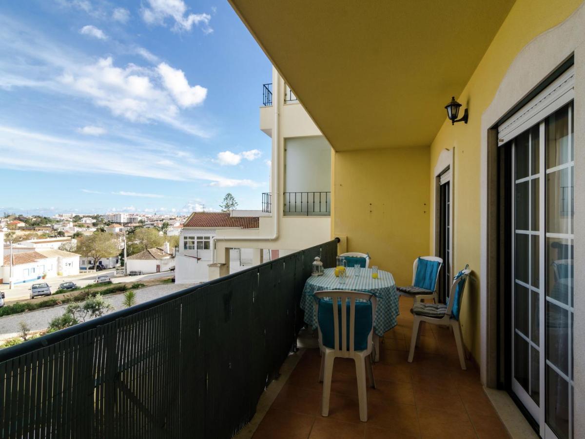 This Warm And Comfortable Apartment Lagos Phòng bức ảnh