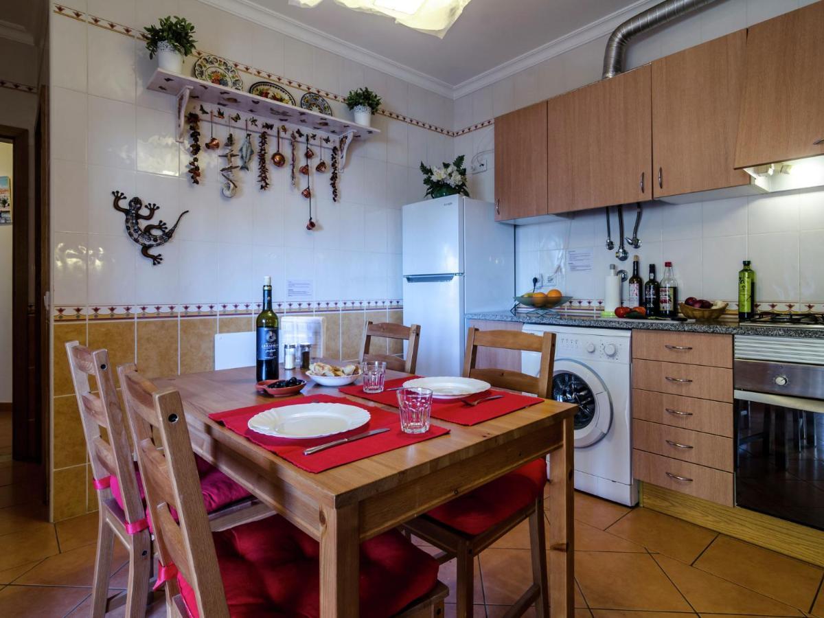 This Warm And Comfortable Apartment Lagos Phòng bức ảnh