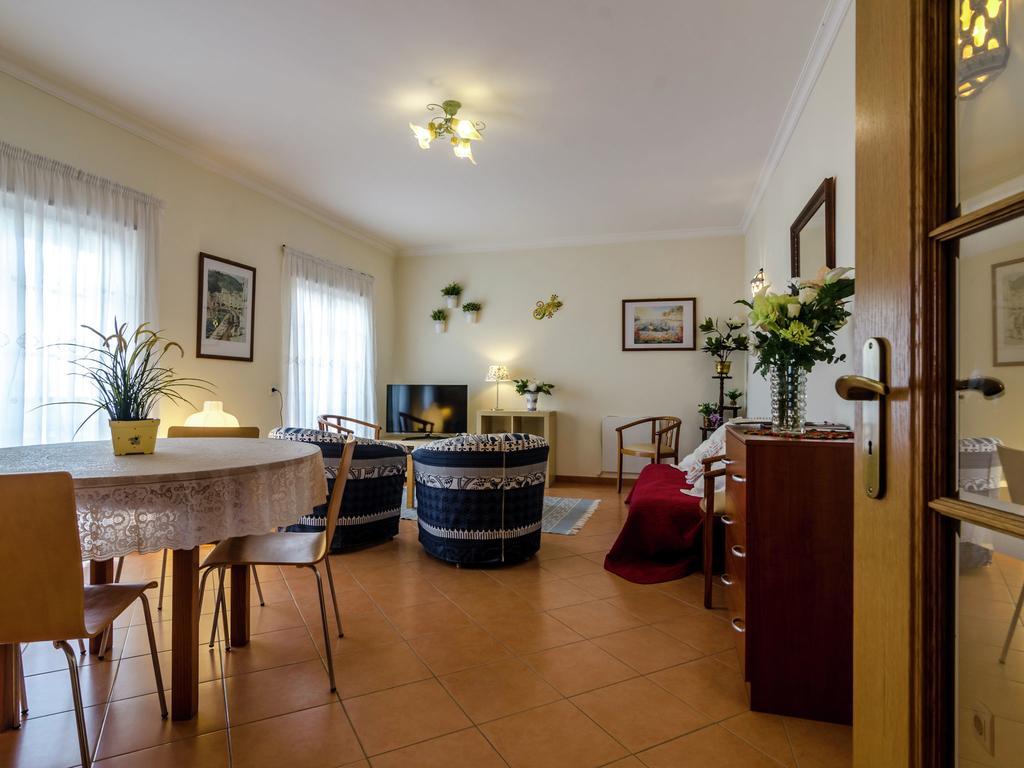 This Warm And Comfortable Apartment Lagos Phòng bức ảnh